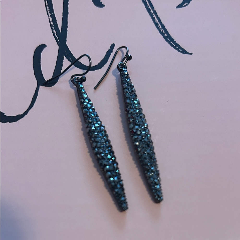 Elegant Grey Crystal Drop Earrings